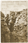 Officiers allemands dans la tranchée pendant l'été 1915